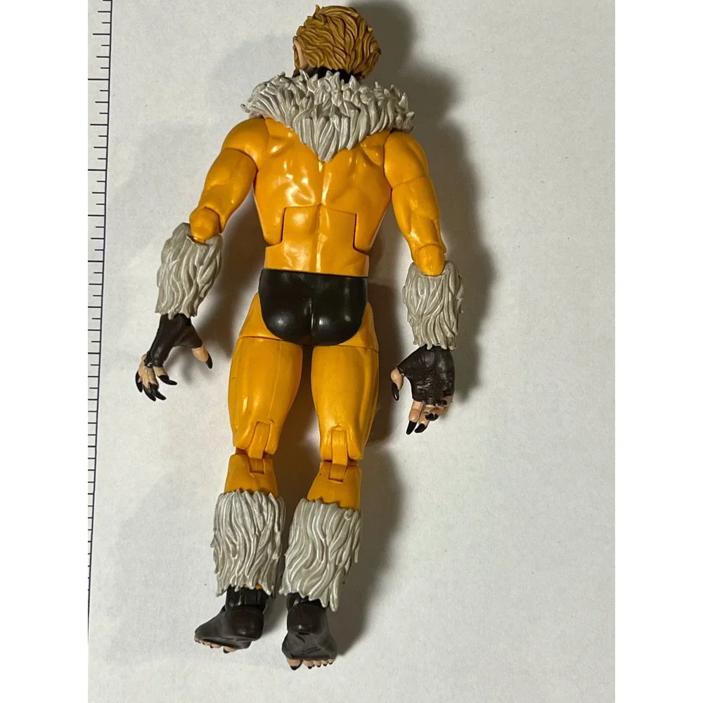 Marvel Legends‎ Sabretooth X-Men Action Figure Yellow Brown Classic 6 Inch Scale